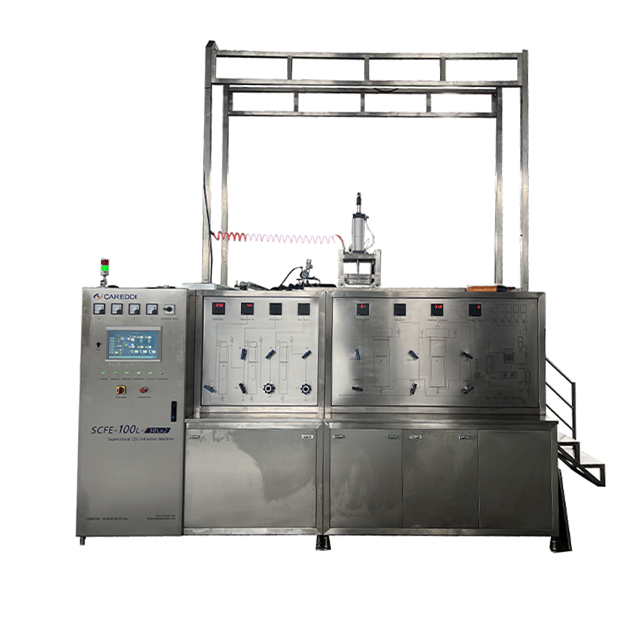 Machine d'extraction de CO2 supercritique CareDdi Machine 100L (50LX2)